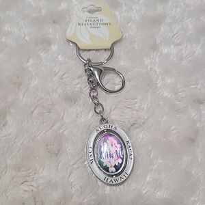 Island Reflections Hawaii Spinner Metal Keychain Maui Kauai